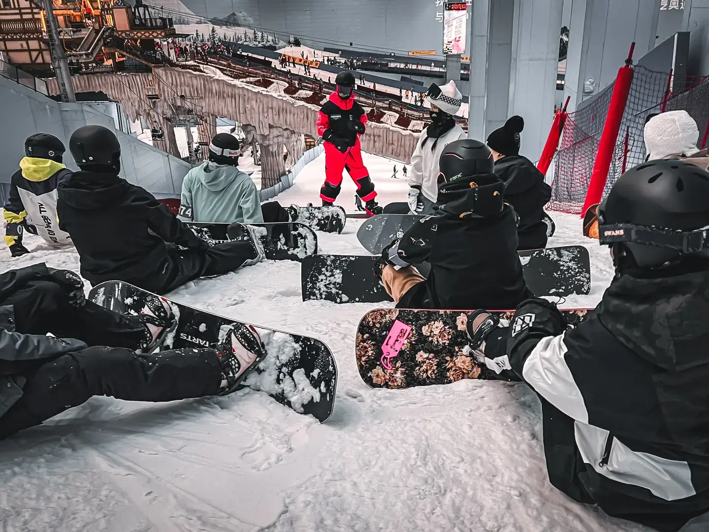 3ride group photo in GZ K